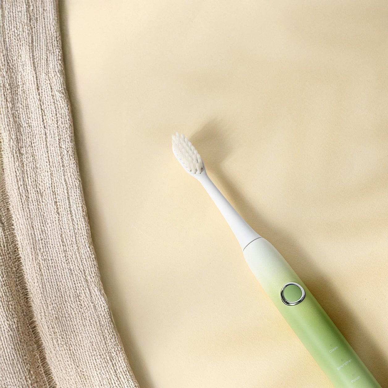 Ultra-soft silk bristles