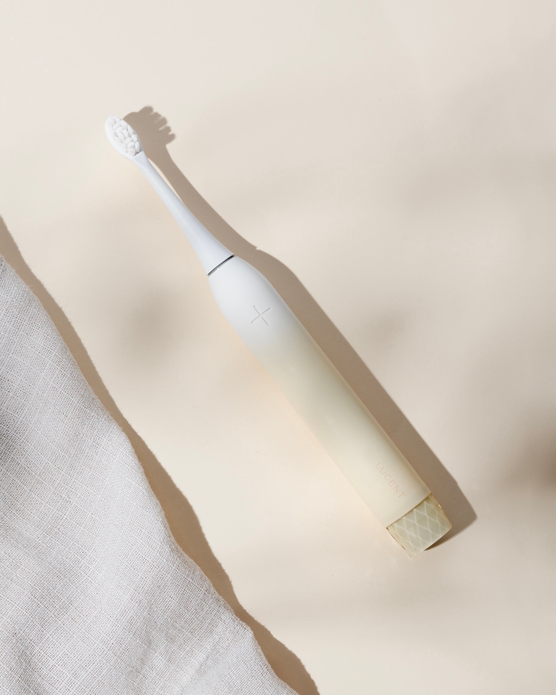 Prism_Electronic_Toothbrush_beige_-2.jpg