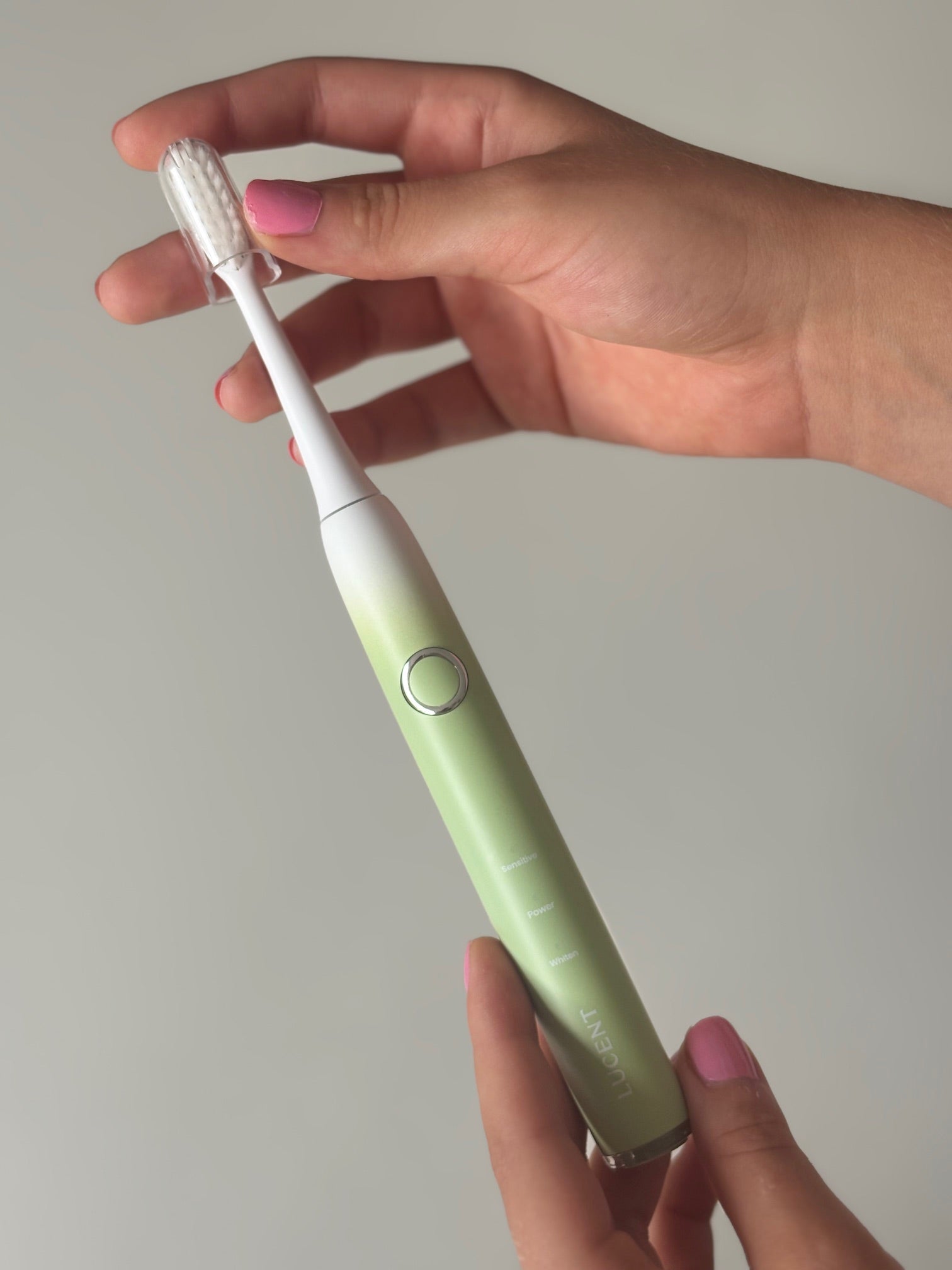 Spark_mint_toothbrush_travelcap_Lucent