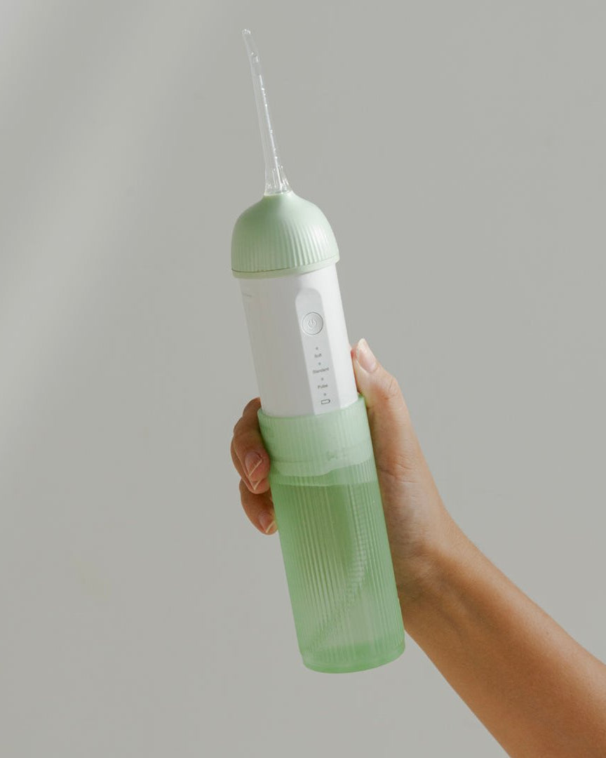 Water-Flosser-Flare-1_LR.jpg